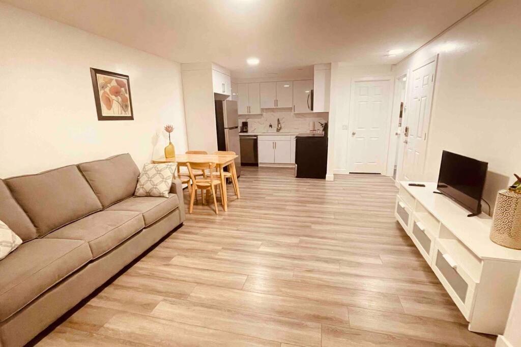 Unit #201 Cozy Mountain View 1Br In Dt Apartment Canmore Exterior photo