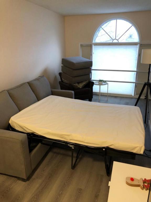 Unit #201 Cozy Mountain View 1Br In Dt Apartment Canmore Exterior photo